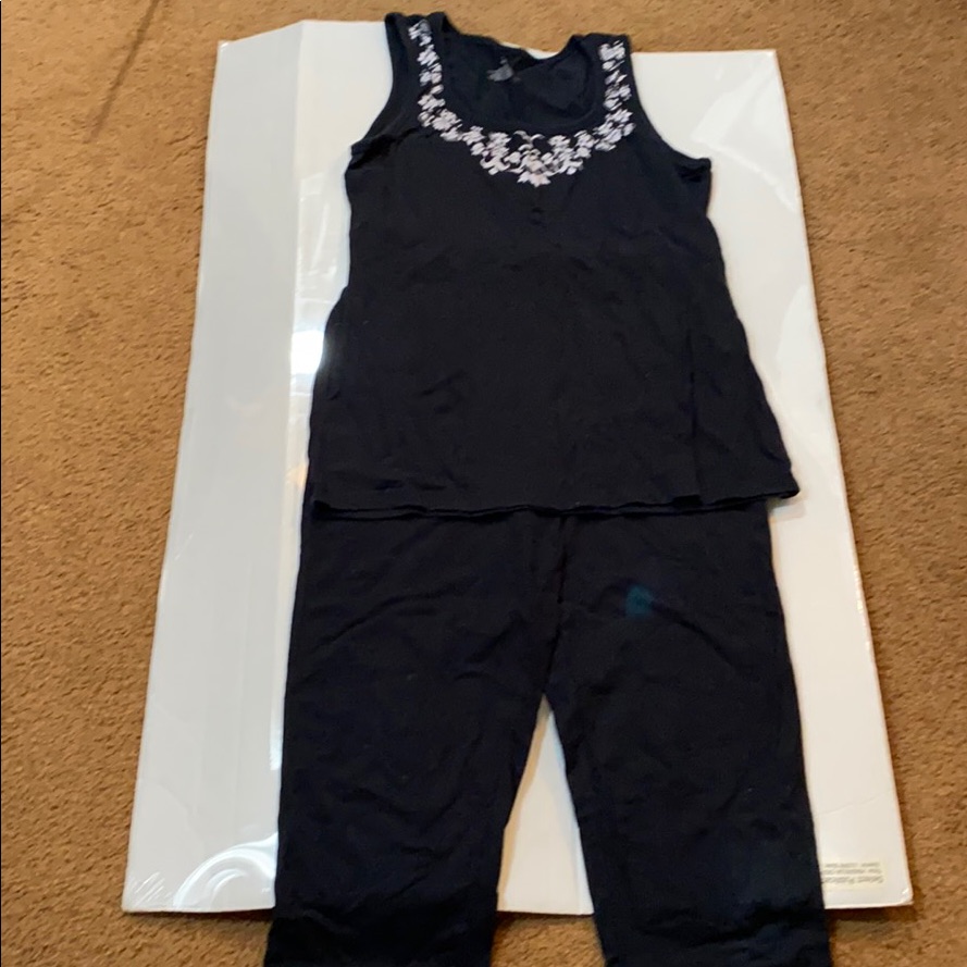 Capris Set
